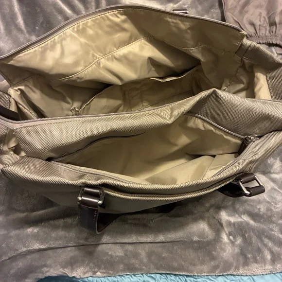 Tumi Villa Collection Tote Bag - Picture 10 of 14